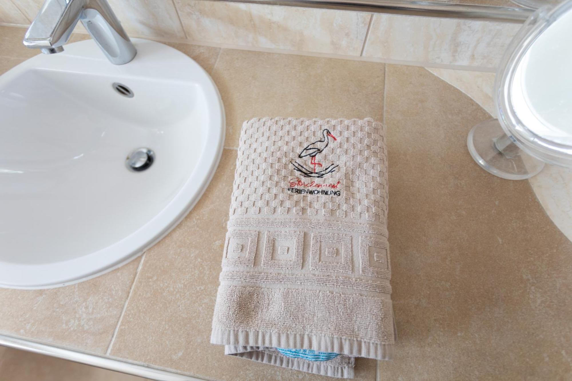 Storchennest - Schoenes, Ruhiges Apartment Mit Sonnenterrasse テットナング エクステリア 写真